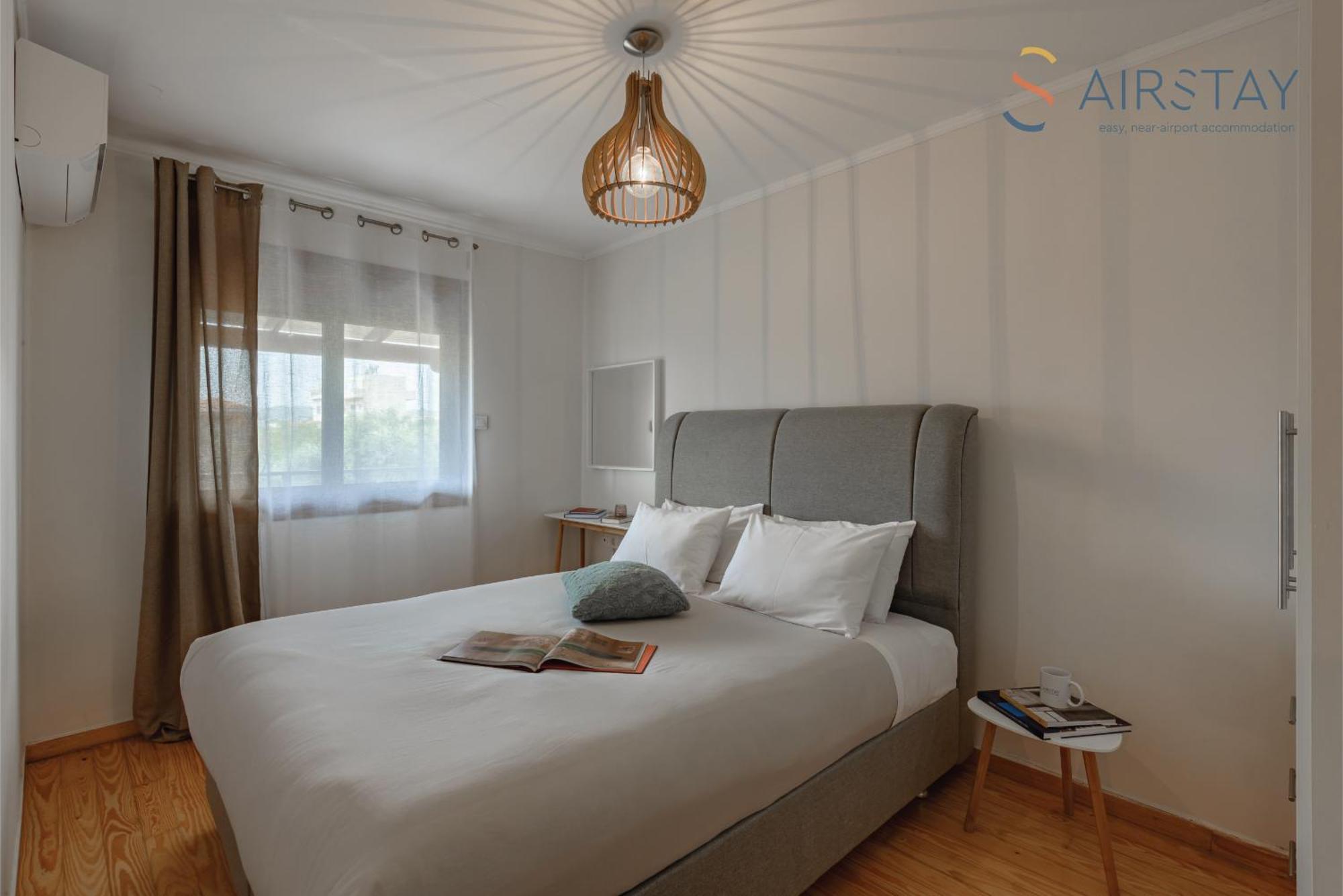 Ryze Apartments Airport By Airstay Artemida  Bagian luar foto